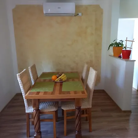 Apartment Asa *